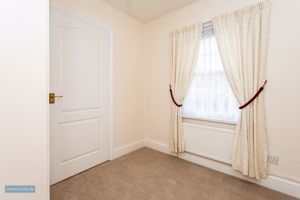 Bedroom- click for photo gallery